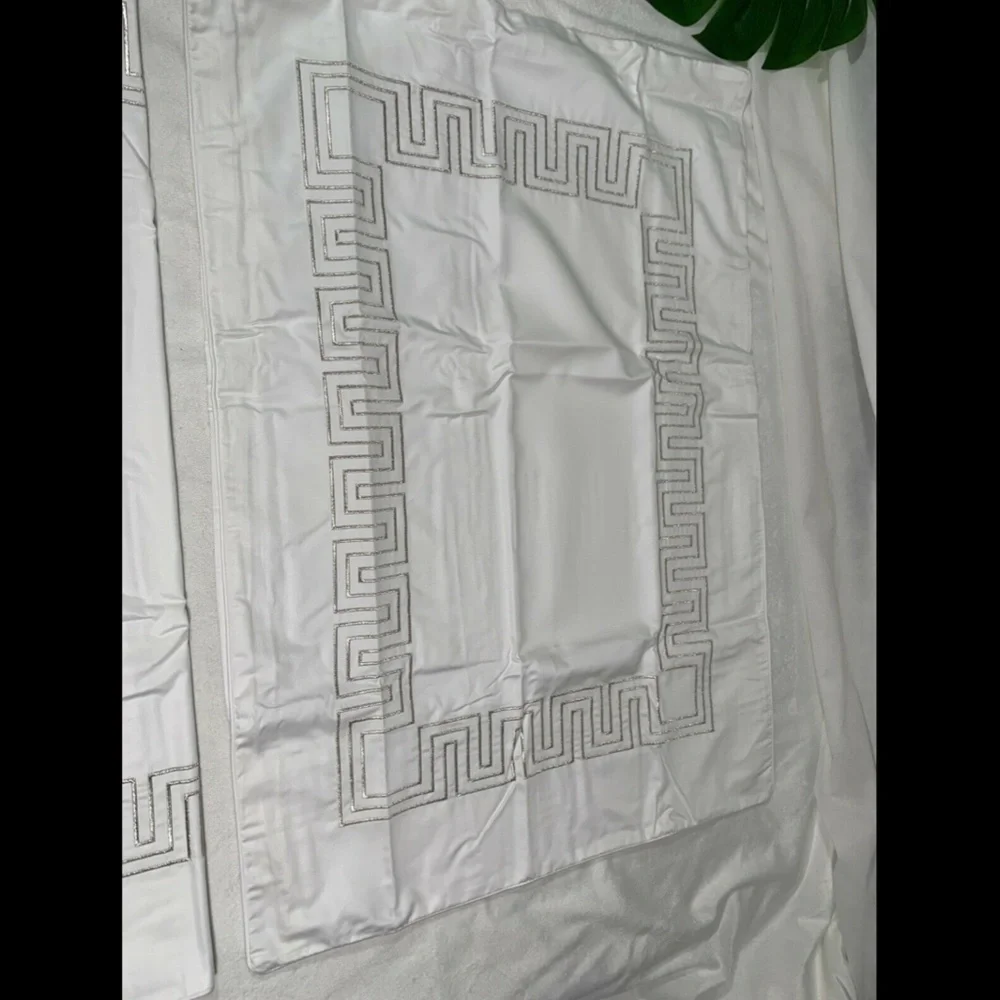 NIB Hotel Collection Greek Key Cotton Platinum (1) Standard‎ Sham Case